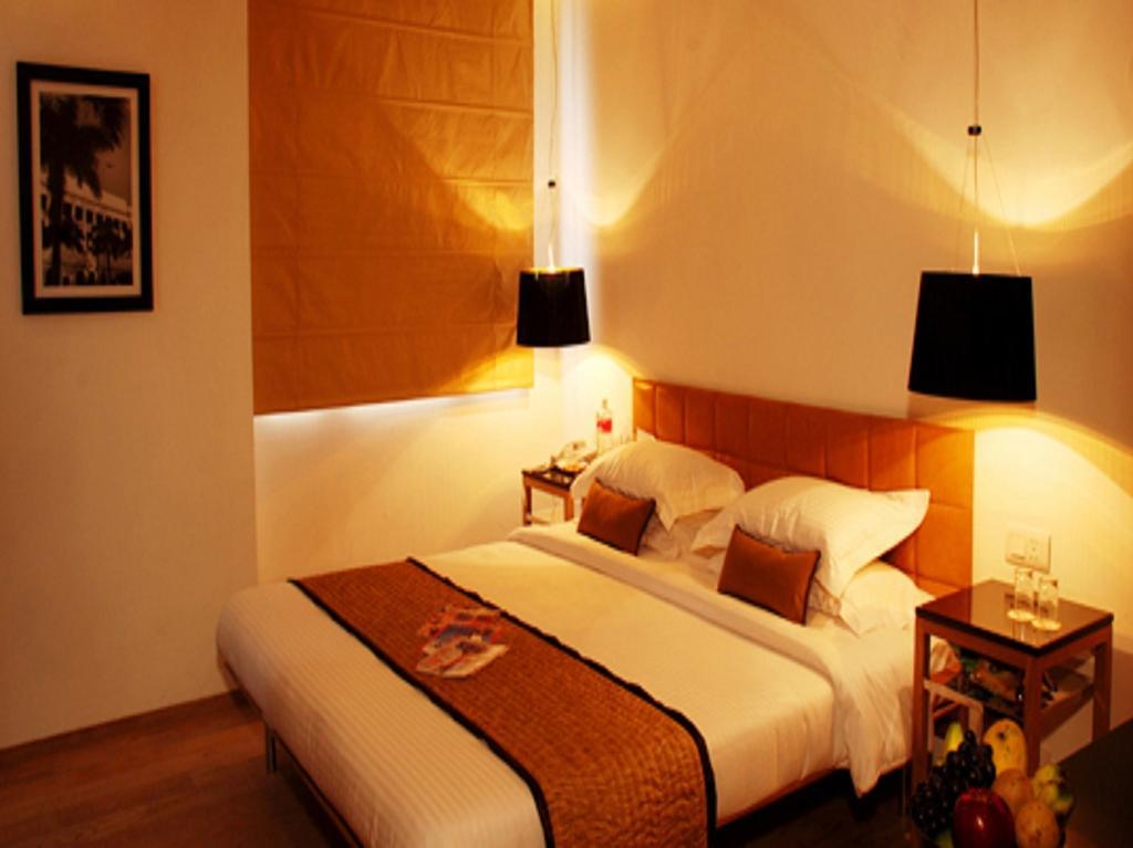 Hotel Palace Heights New Delhi Room photo