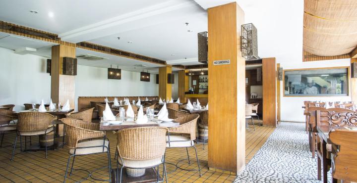 Hotel Palace Heights New Delhi Exterior photo
