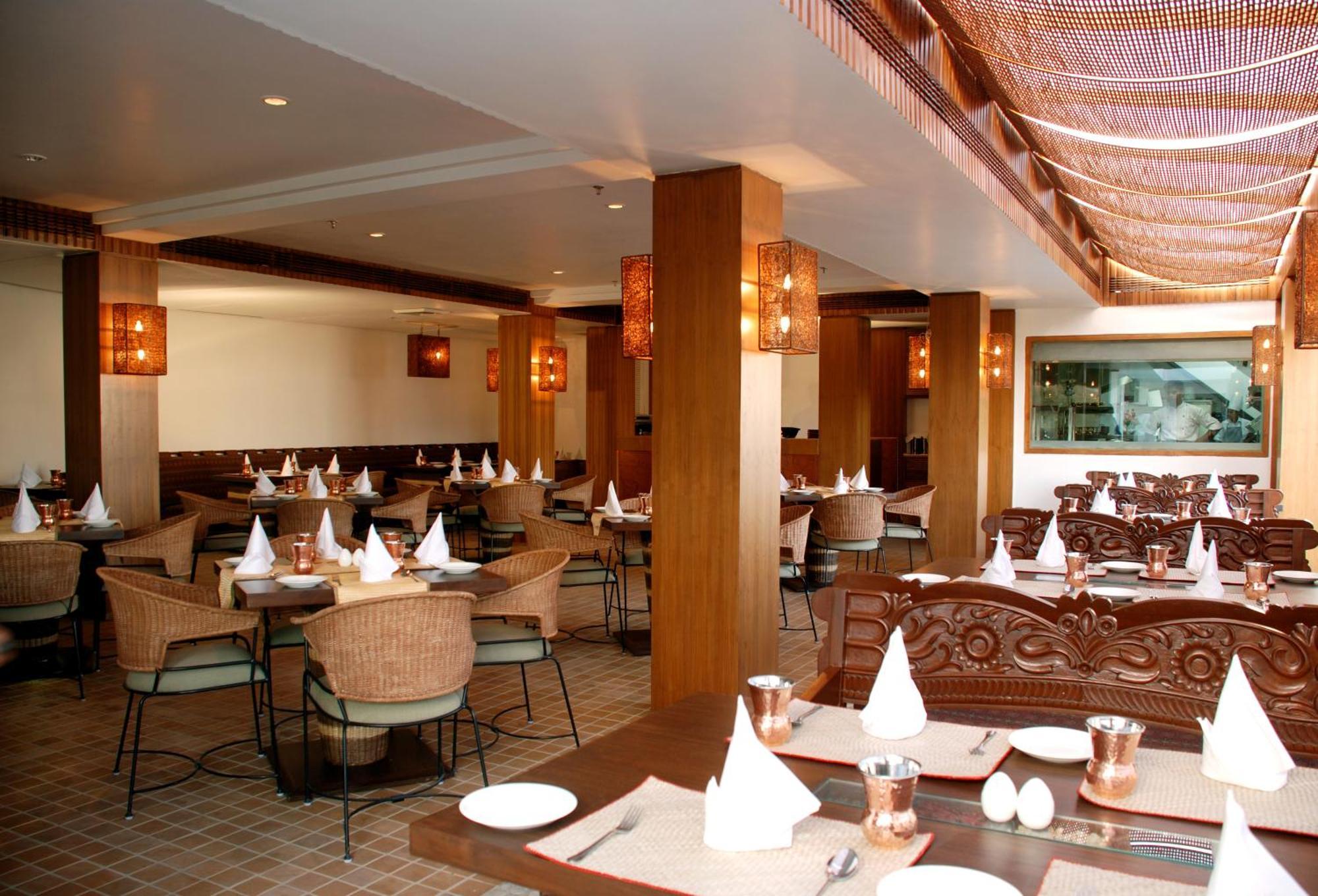 Hotel Palace Heights New Delhi Exterior photo